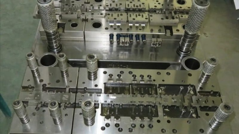 注塑模具定制：尺寸参数解析与选型要点**